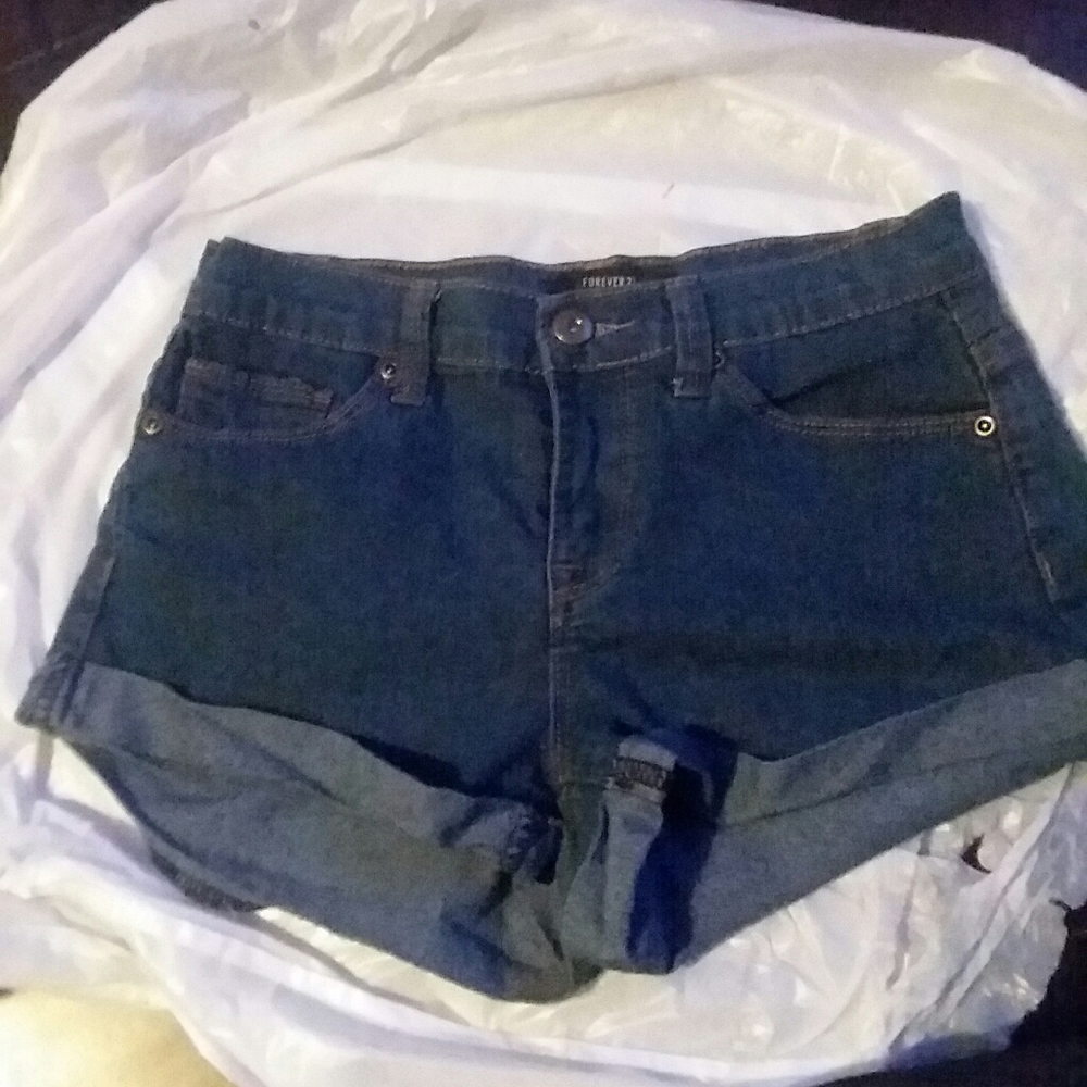 Short shorts